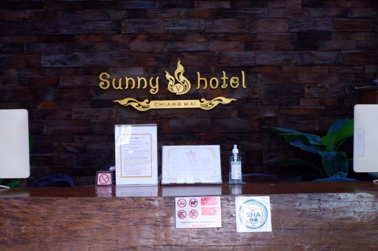 Sunny V Hotel Chiang Mai Exteriör bild