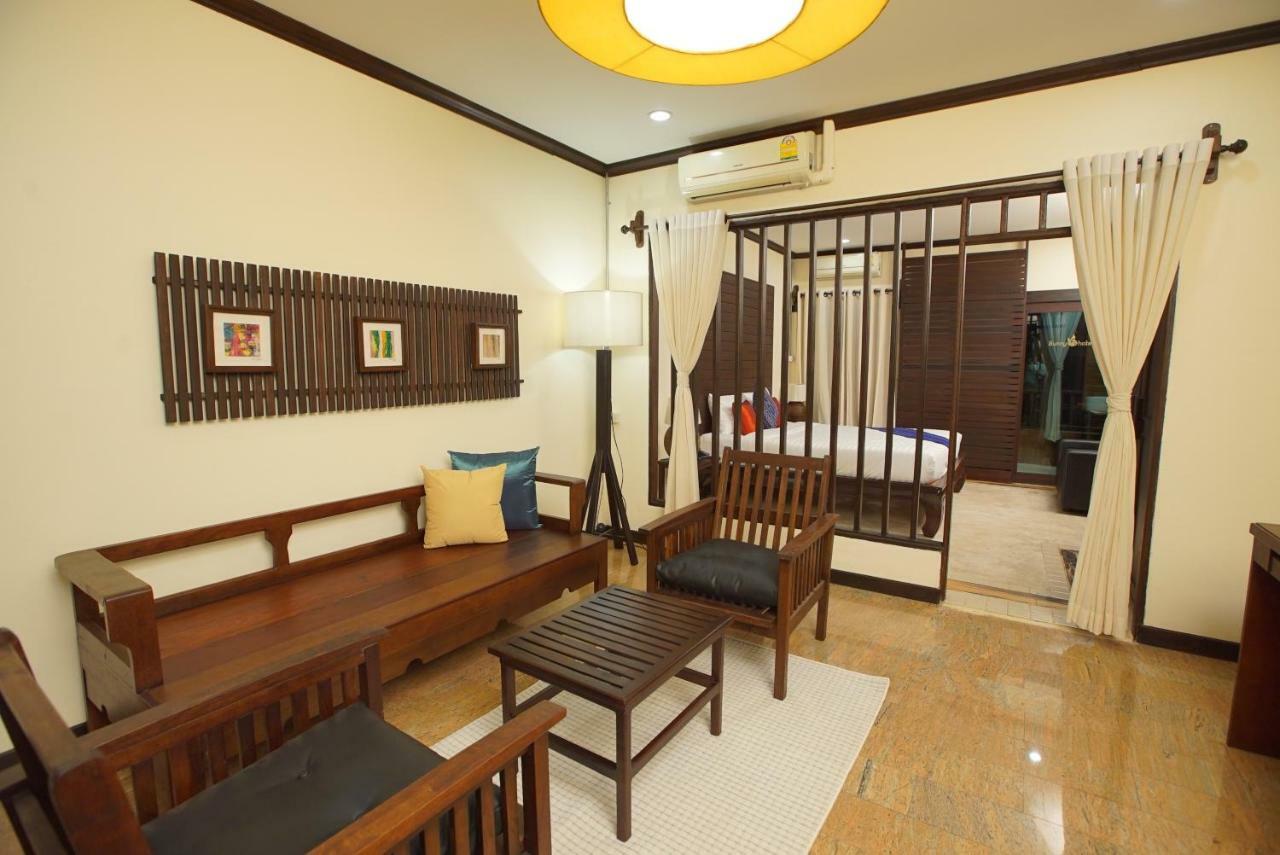 Sunny V Hotel Chiang Mai Exteriör bild