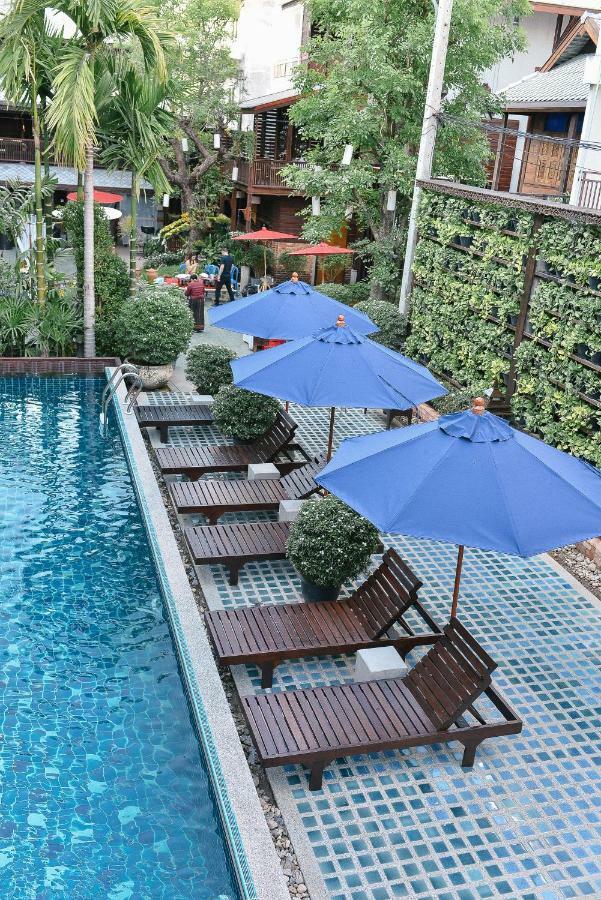 Sunny V Hotel Chiang Mai Exteriör bild